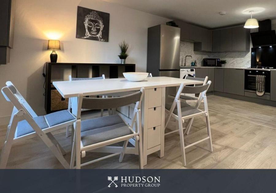 Open Plan Townhouse In Shrewsbury Villa Luaran gambar